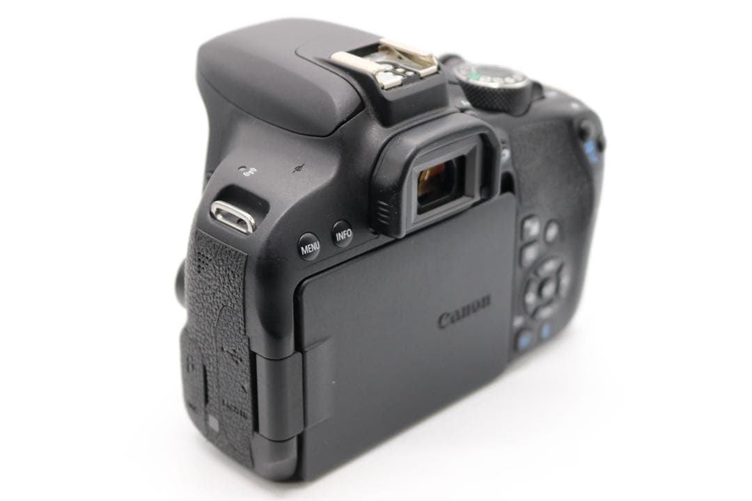超美品 【Canon EOS Kiss X9i トリプルレンズセット】 安心保証