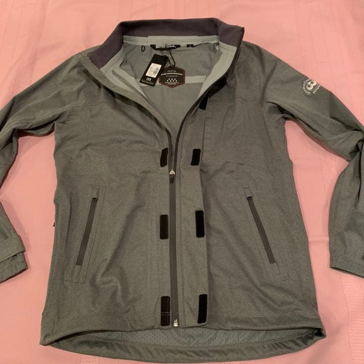 トラビスマシュー ジャンパー TRAVIS MATHEW グレー ソニーオープン