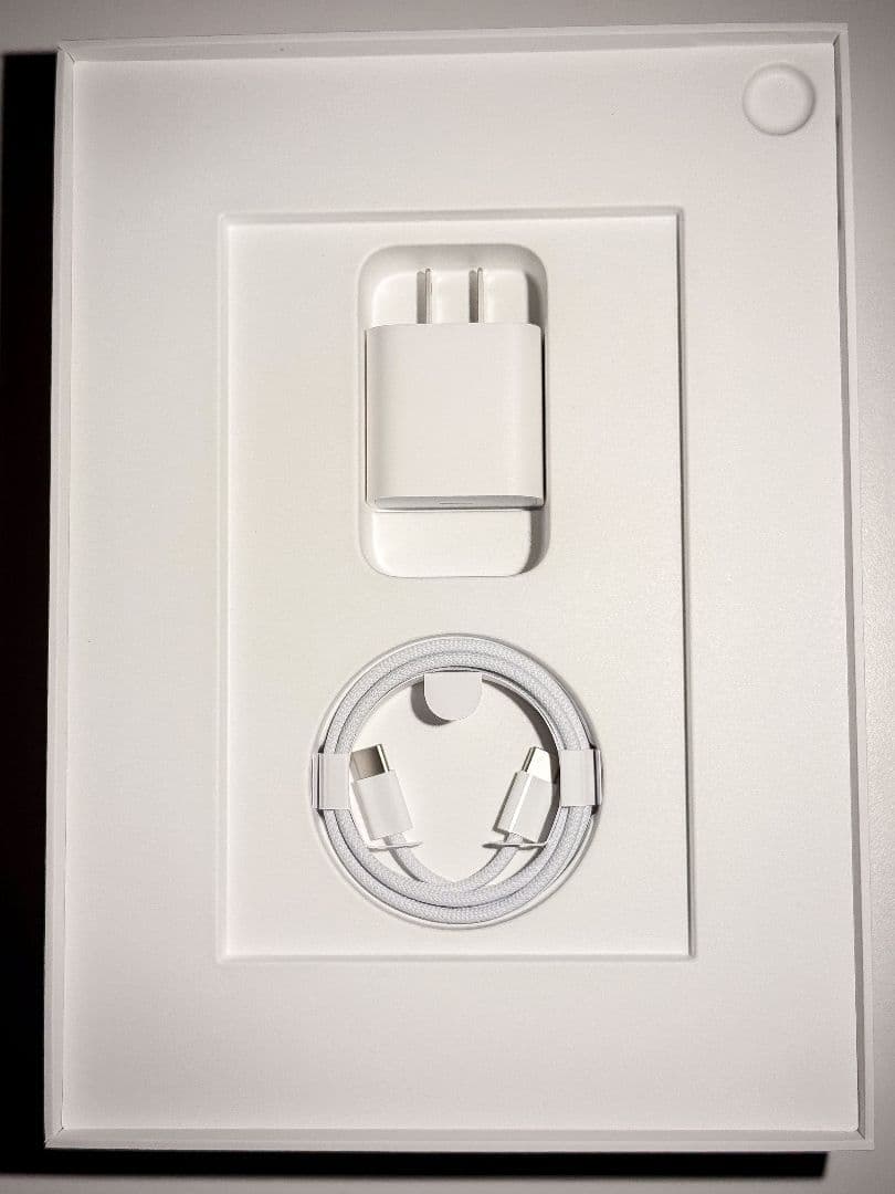 美品 Apple iPad Air M3 Wi-Fi スペースグレイ