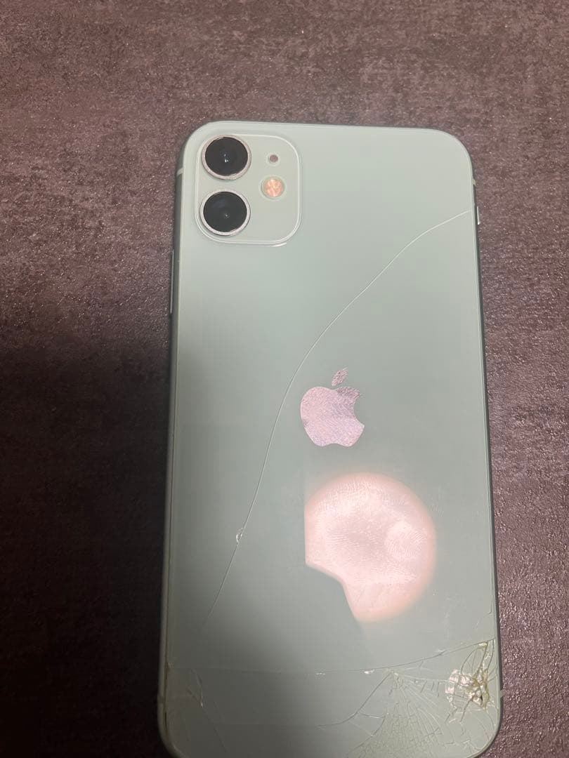 S*）様 iPhone11 128GB