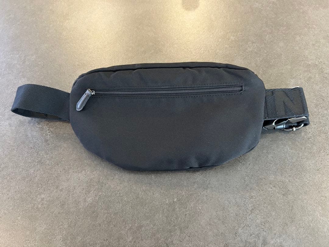 【美品】ステラマッカートニー　ボディバッグ