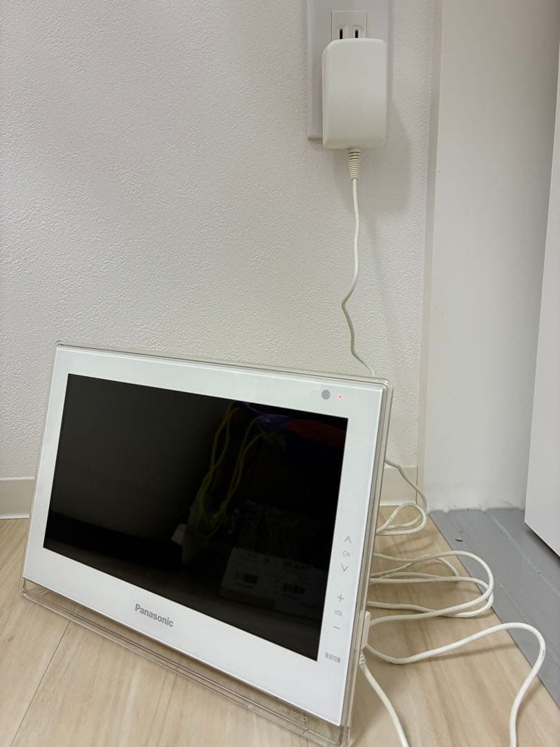 Panasonic ポータブルテレビ UN-15E5 15型 防水　動作確認済