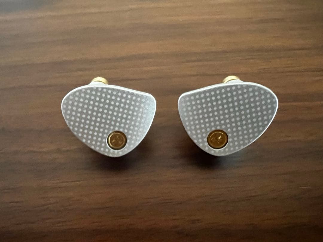 ゆ*ず様 水月雨 MoonDrop Aria 2 有線イヤホン