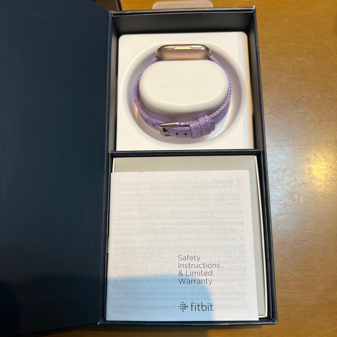 【新品未使用】fitbit versa special edition