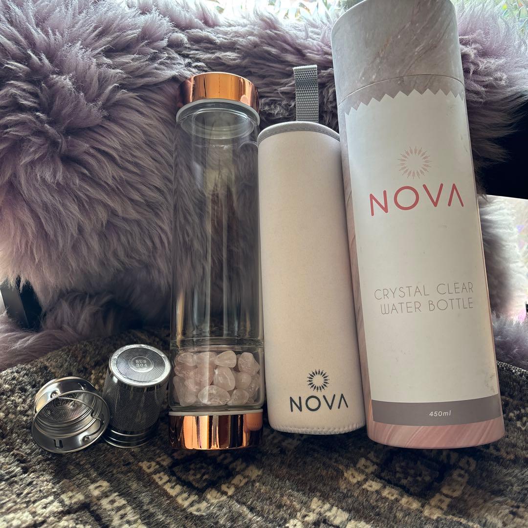 【ほぼ未使用】NOVA クリスタルクリアボトル 450ml ローズクォーツ入り