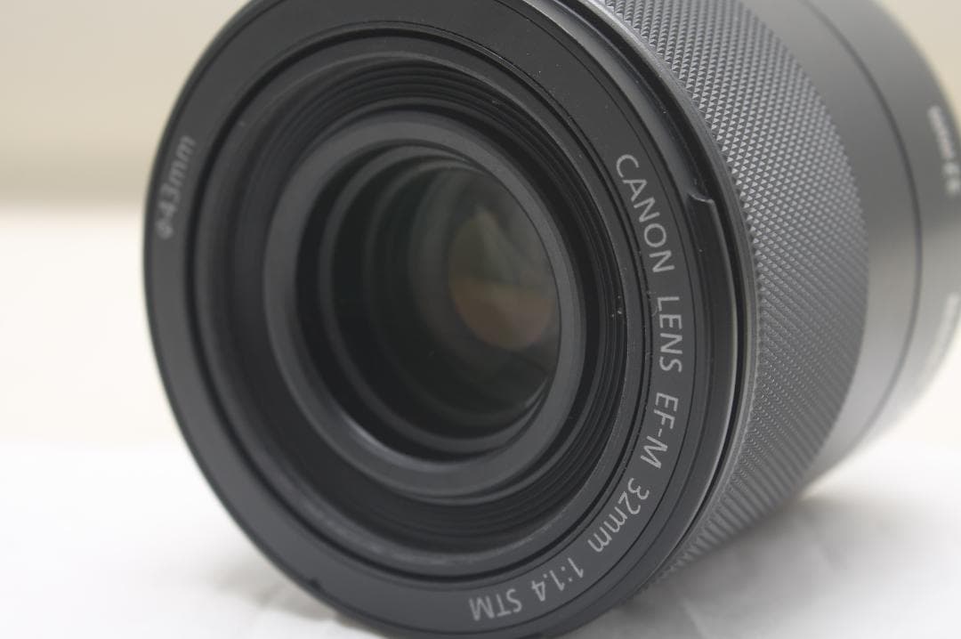 キヤノン EF-M 32mm F1.4 STM