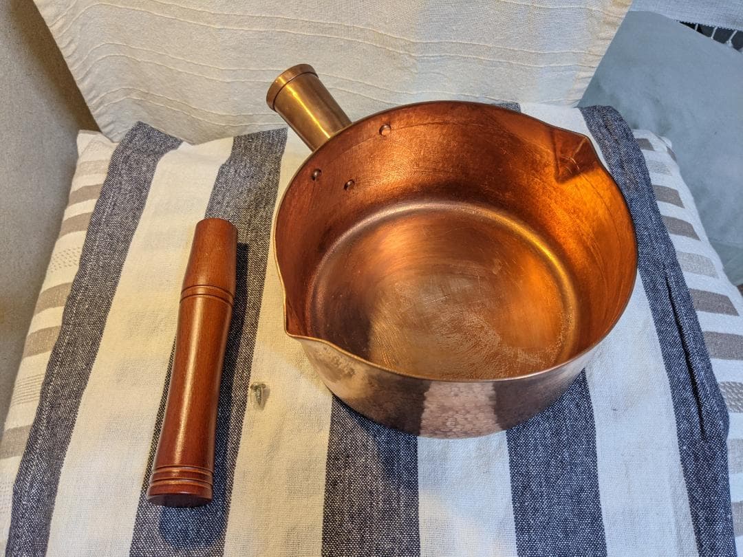 銅製片手鍋 木製ハンドル 【内径18cm】