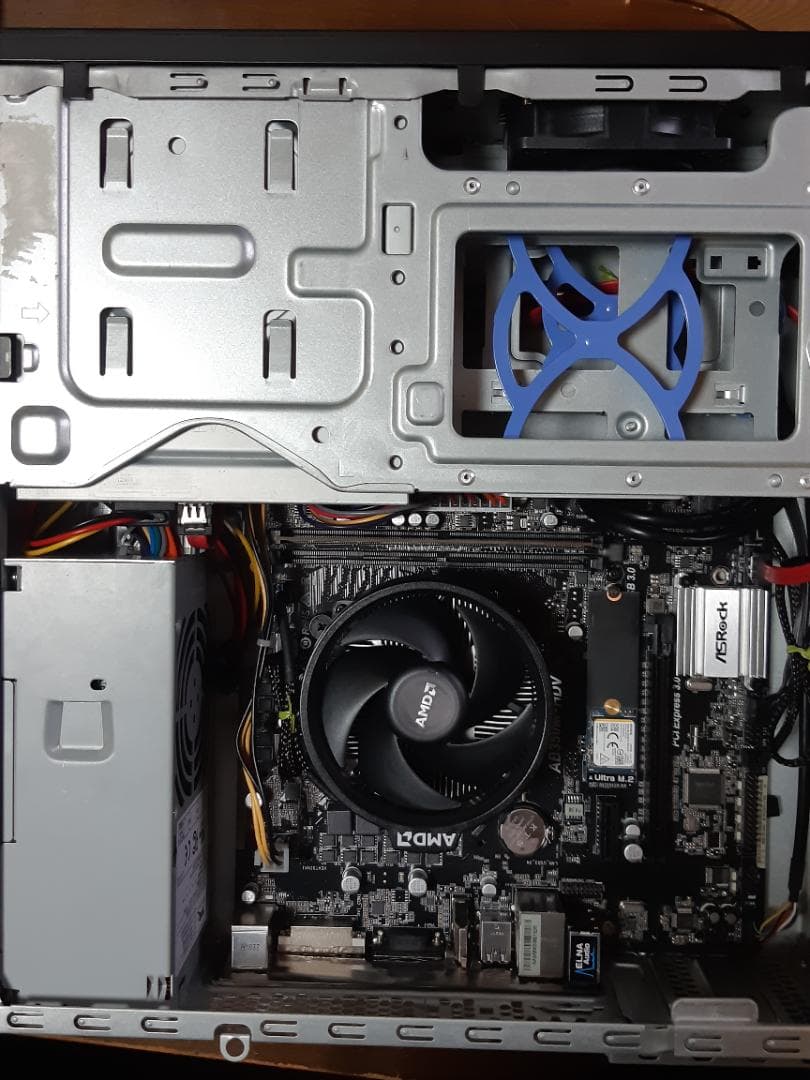 自作PC　AM4 APU 200GE・8GB・256GB・WIN10