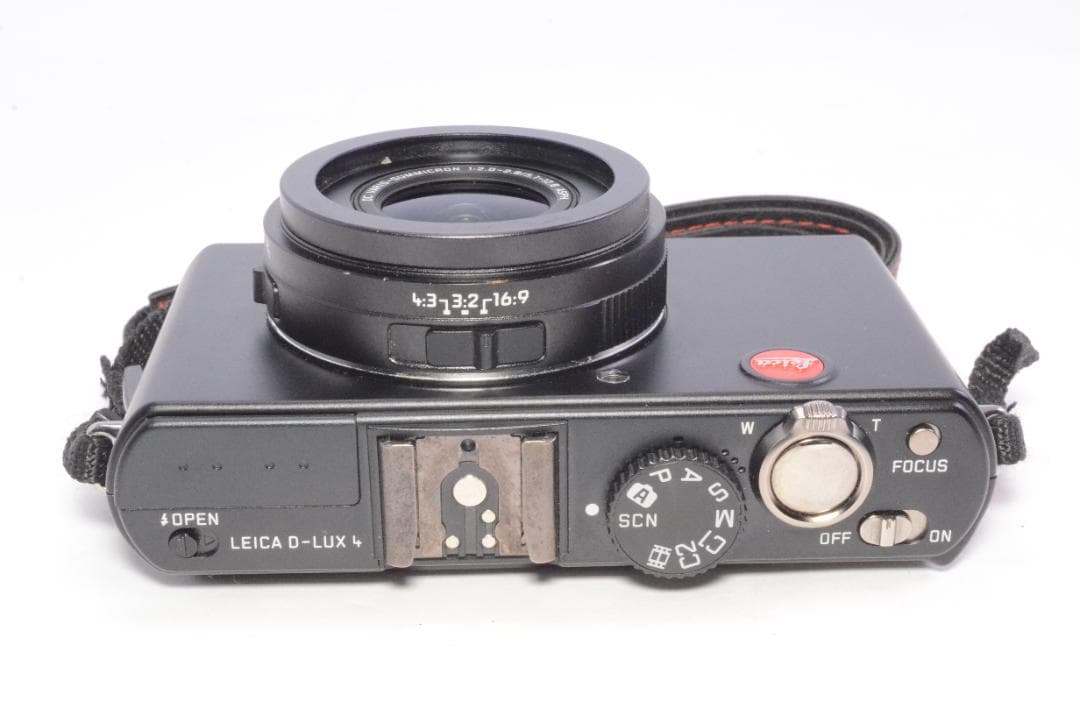 【美品】ライカ LEICA D-LUX4 コンパクトデジタルカメラ