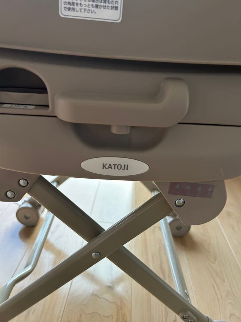 【超美品】ハイローチェア　KATOJI バウンサー