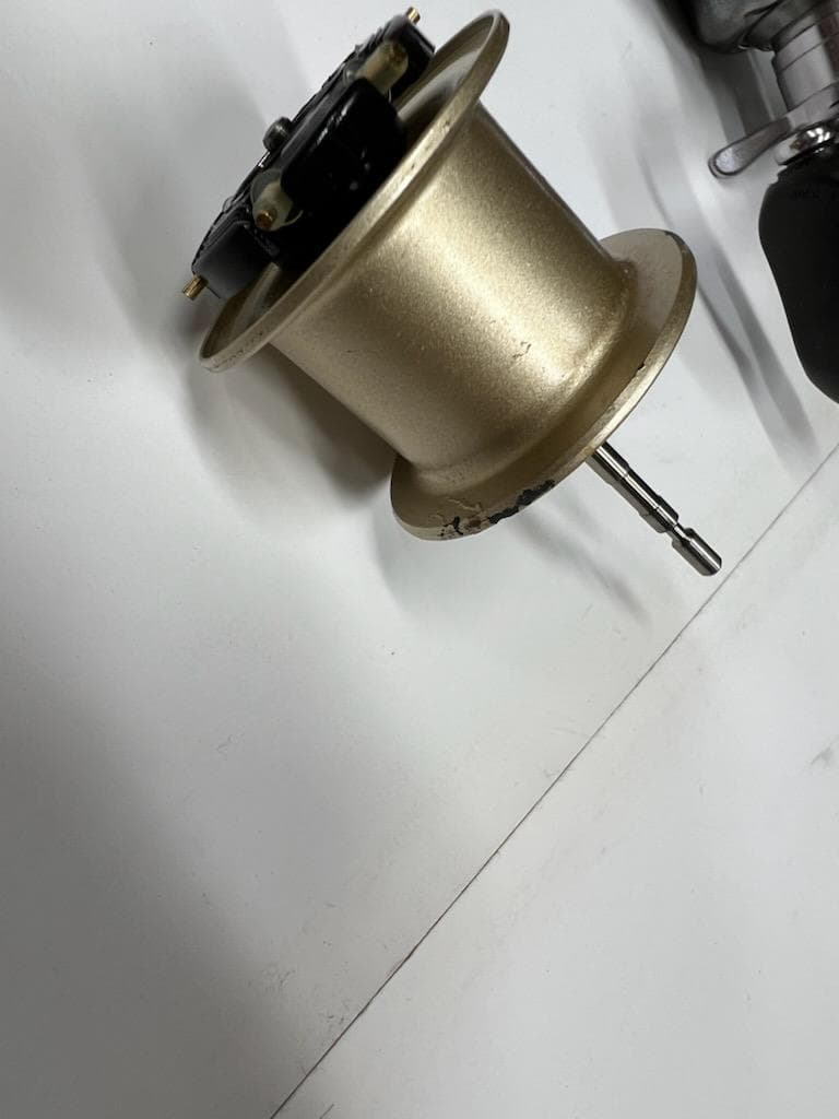 シマノ　アンタレスRH221