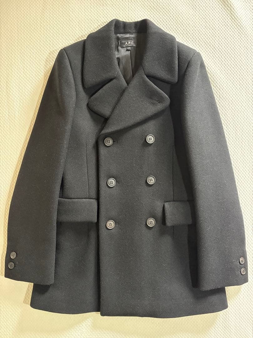 【新品・未使用】A.P.C. ★フランス製★黒 Pコート★カバー&ハンガ－付き
