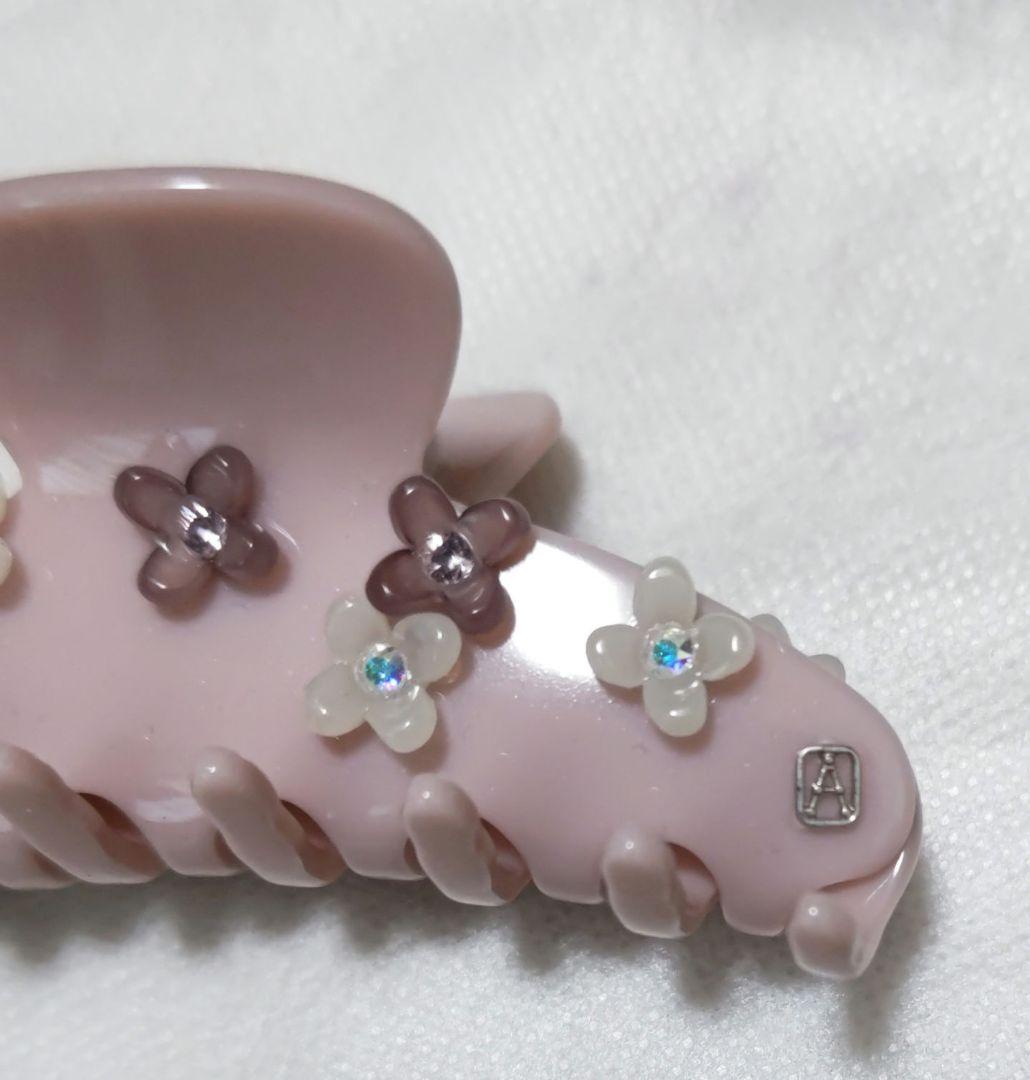 アレクサンドルドゥパリ 花飾り付きバンスクリップ