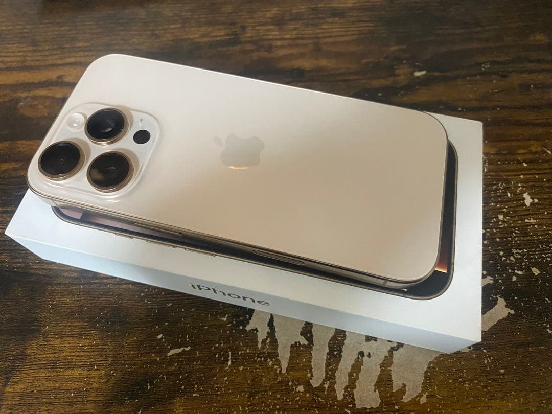 iPhone 16 Pro 256GB - デザートチタニウム - Simフリー