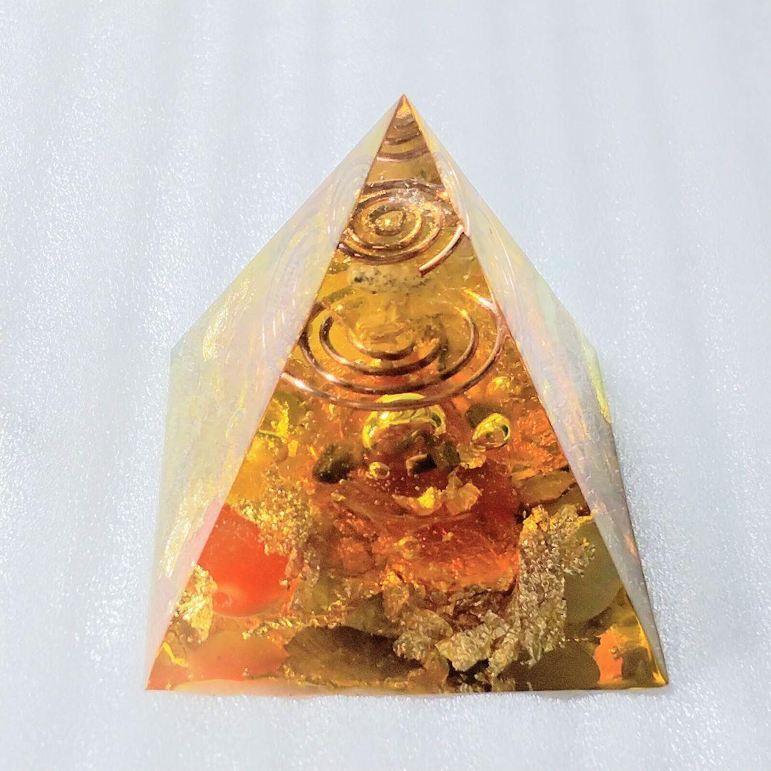 ●オリジナルピラミッド型オルゴナイト●　願いに合わせたオルゴナイト