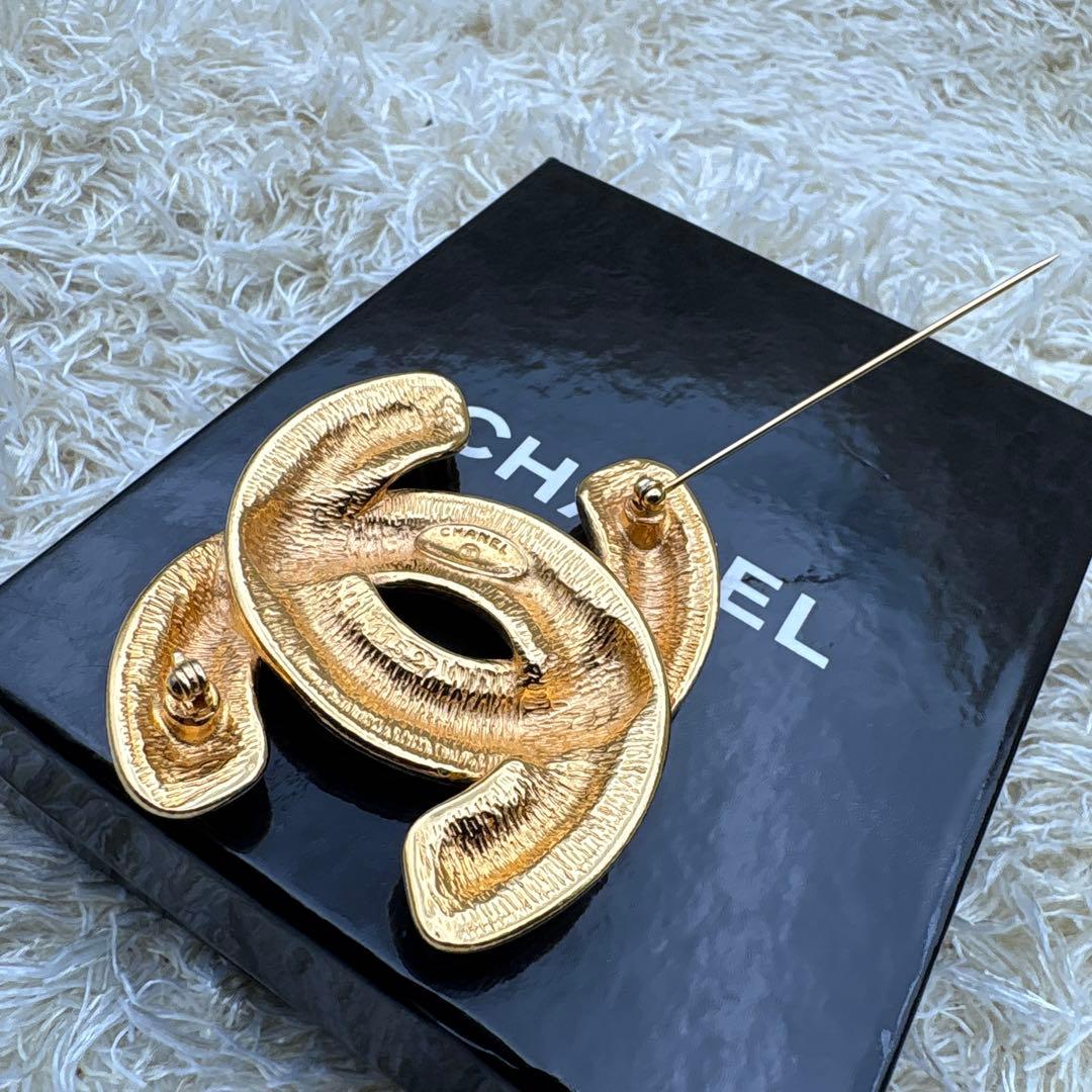 シャネル　ココマーク　ビッグロゴ　ブローチ