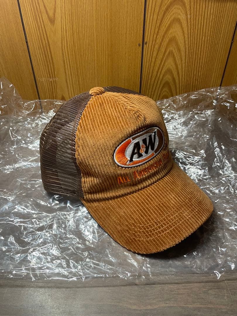 [新品]A&W chocolate Jesus コーデュロイ　メッシュキャップ