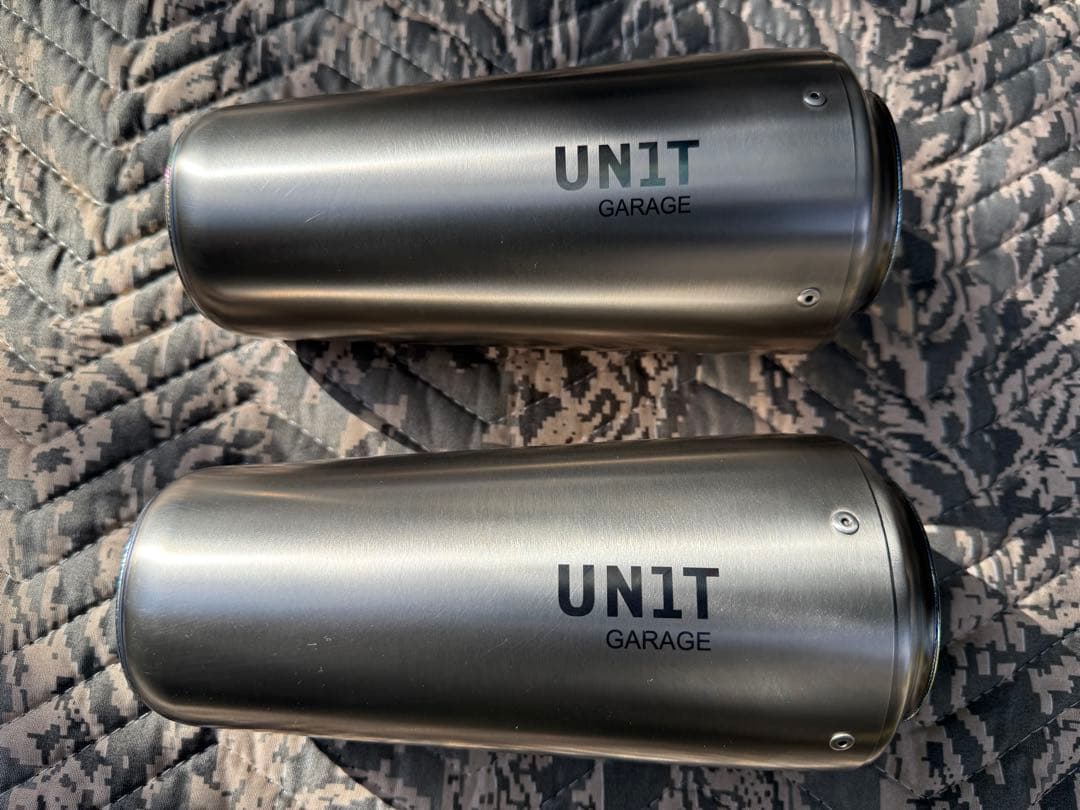 UNIT GARAGE製チタンマフラー　 R nineTシリーズ用