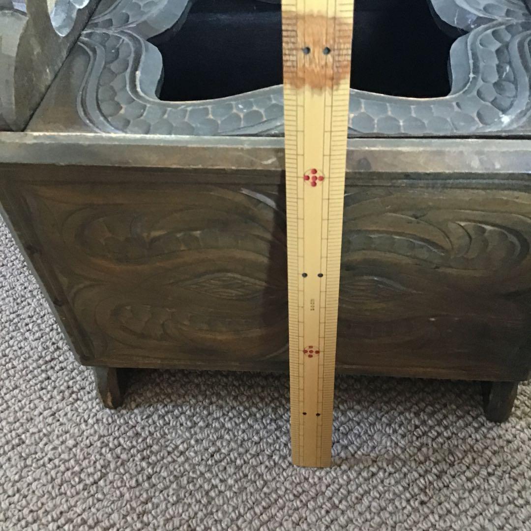 アイヌ工芸　アイヌ紋様　アンティーク　木彫り　収納ボックス￼