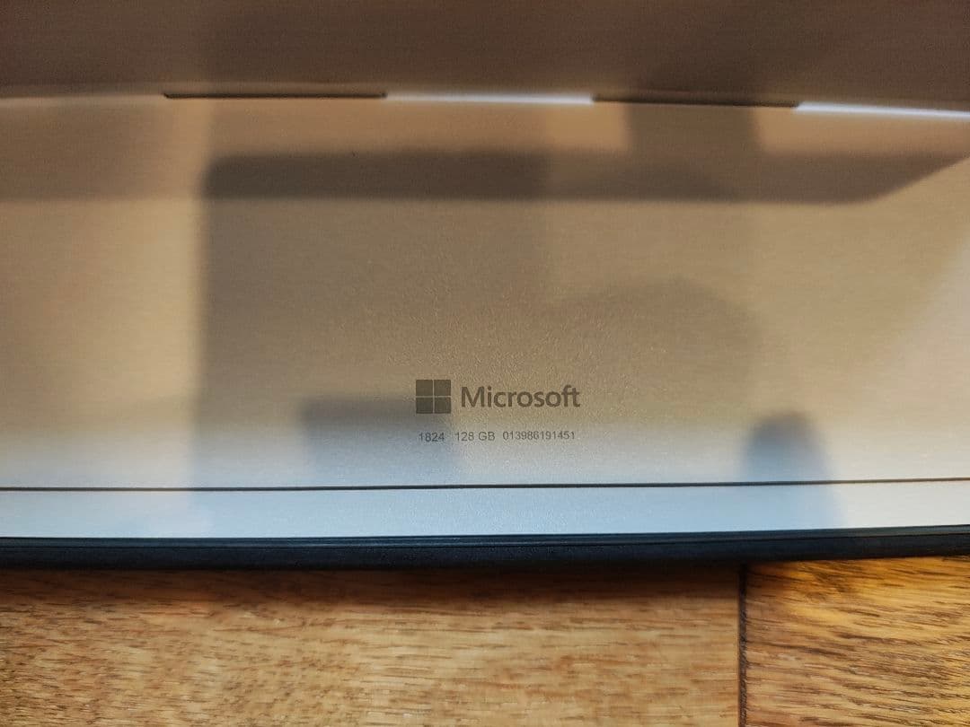 【バッテリ95%】Surface Go 128GB+タイプカバー+純正ペン