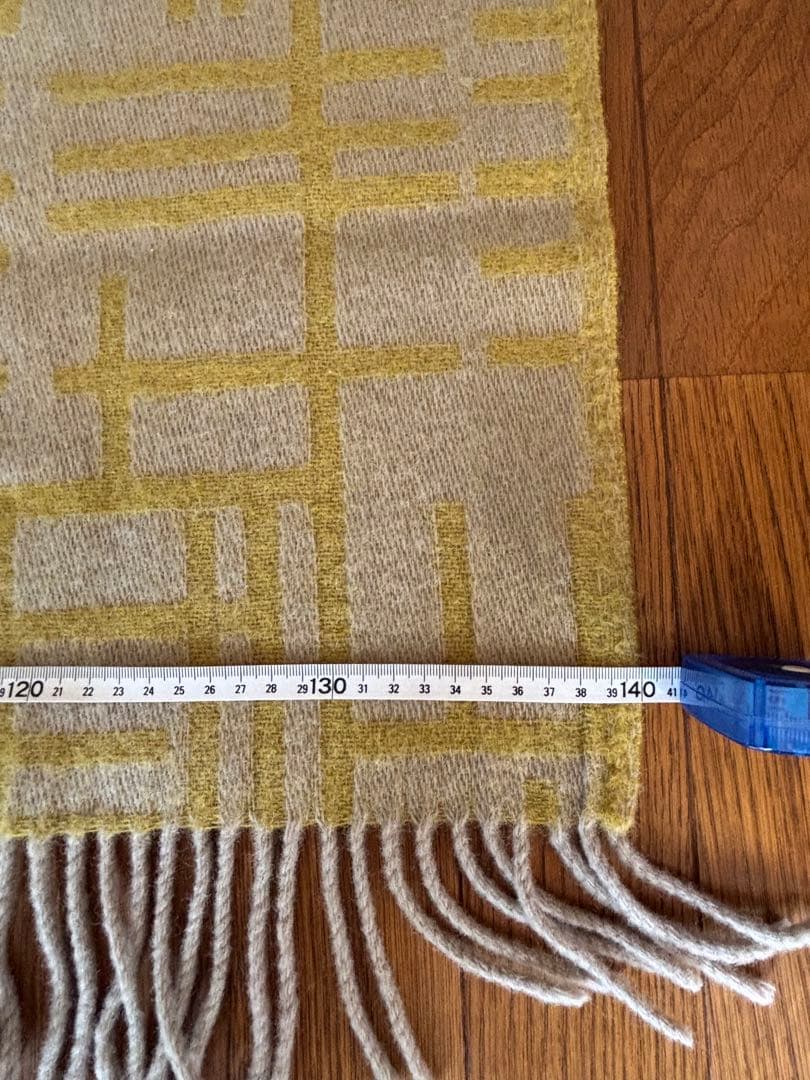 北欧柄のフリンジ付きブランケット