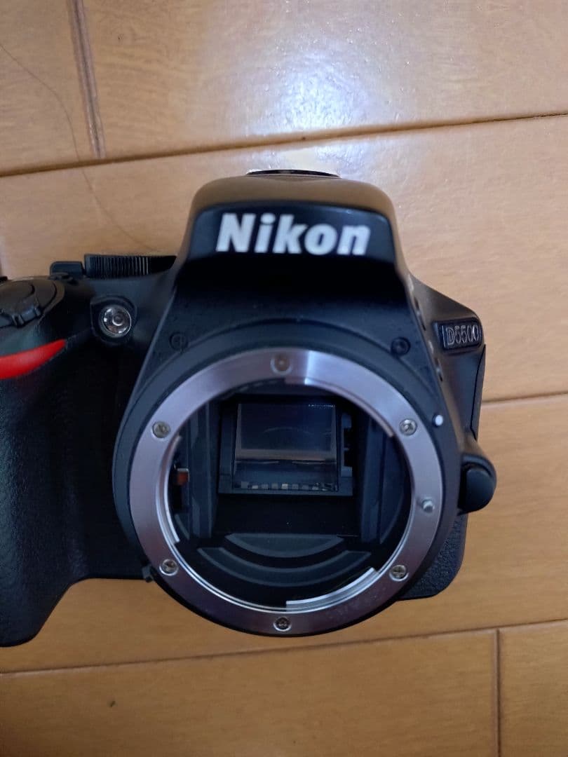 【ジャンク】Nikon D5500 デジタル一眼レフカメラ ボディ 付属品あり