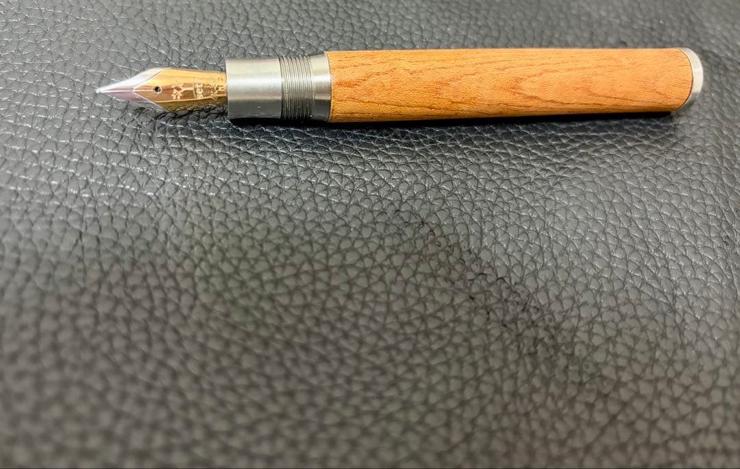 ☆工房楔 伊勢神宮の欅 万年筆 F ☆定規付属☆