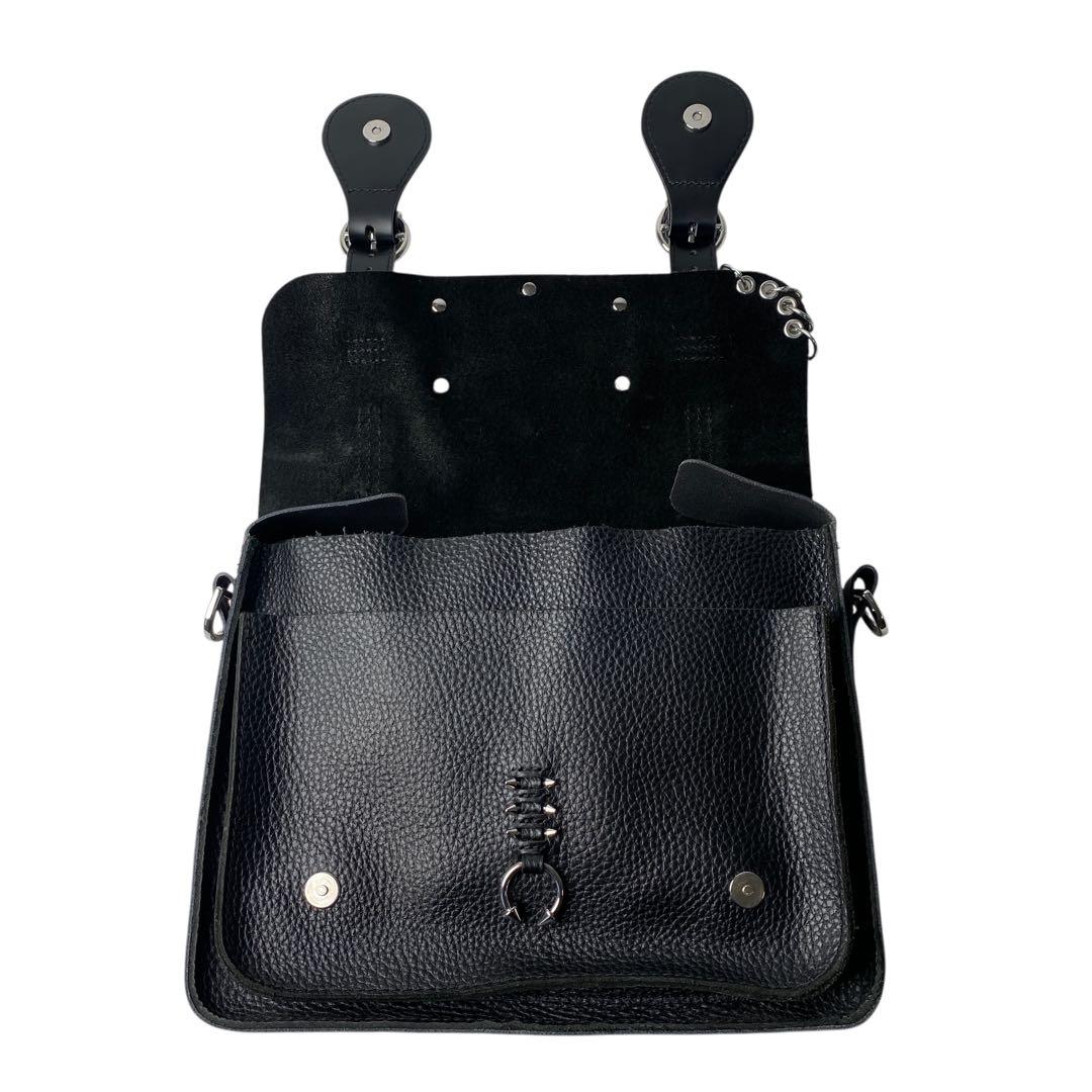 Dr.Martens 11インチ サッチェルバッグ チェーンショルダー