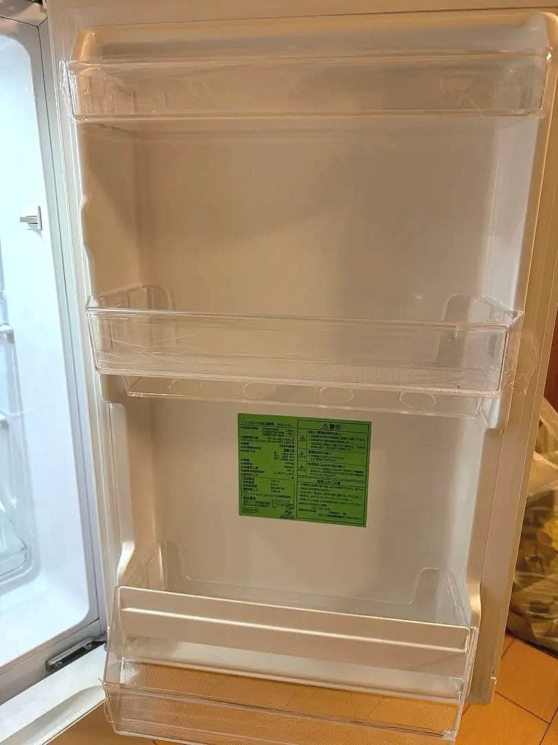 極美品 ノンフロン冷凍冷蔵庫 【YRZ-F15J】