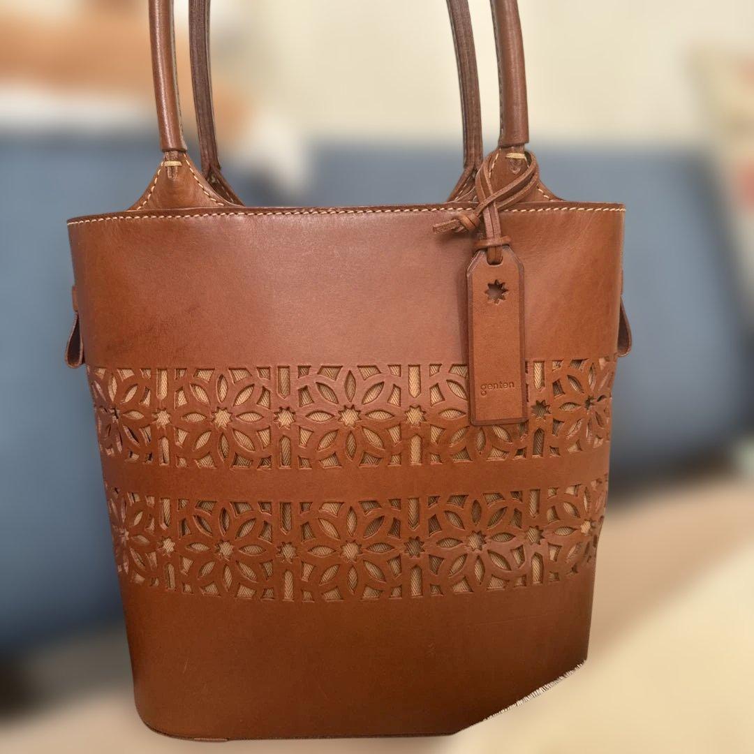 【未使用に近い】genten カットワークハンドバッグ