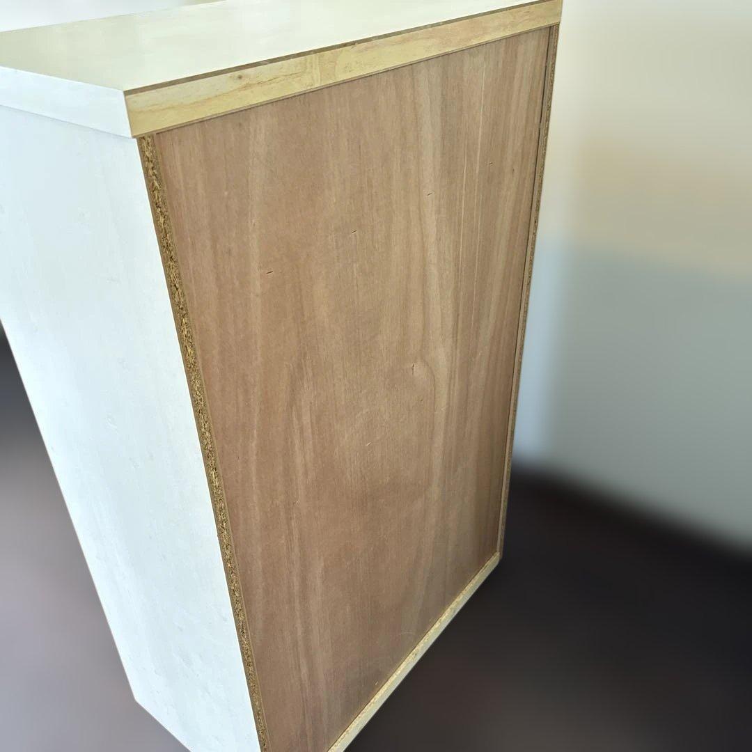 ホワイト木製チェスト 7引き出し 鍵付き