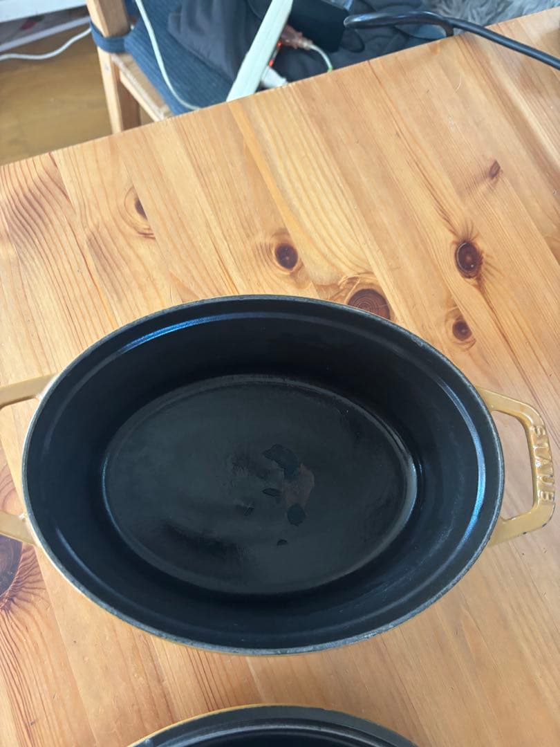 スタウブ　Staub オーバル23cm オレンジ