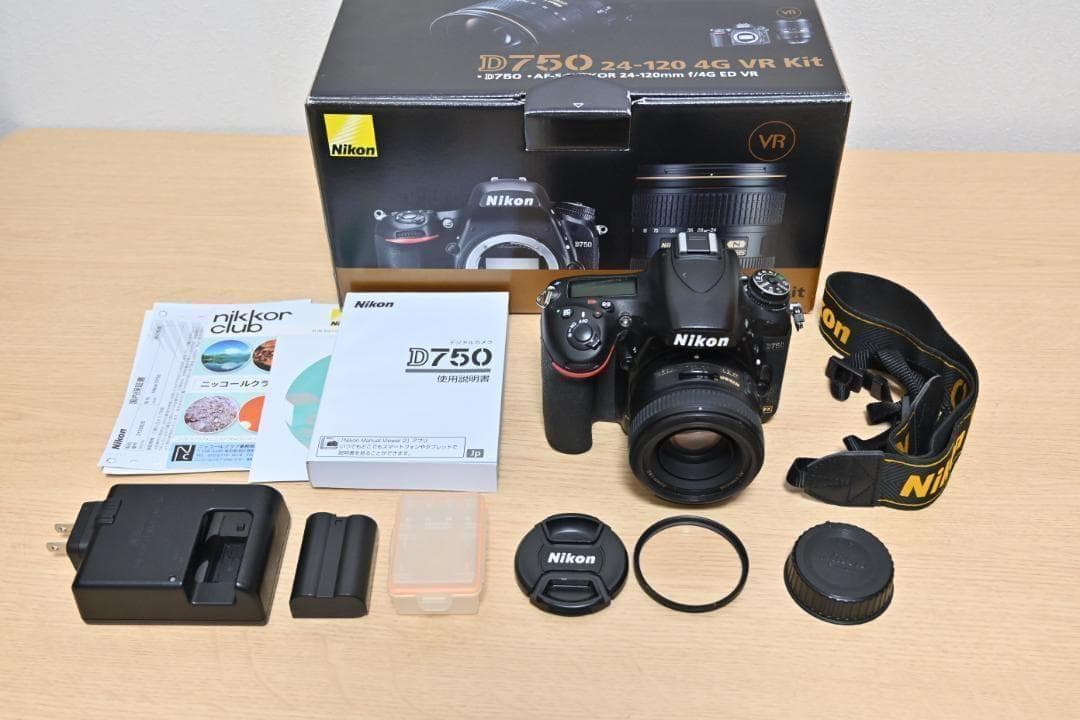 Nikon D750 フルサイズ + 単焦点レンズ50mm 1.8G + おまけ