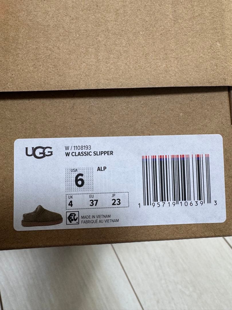 靴 FRAMeWORK UGG CLASSIC SLIPPER 23cm