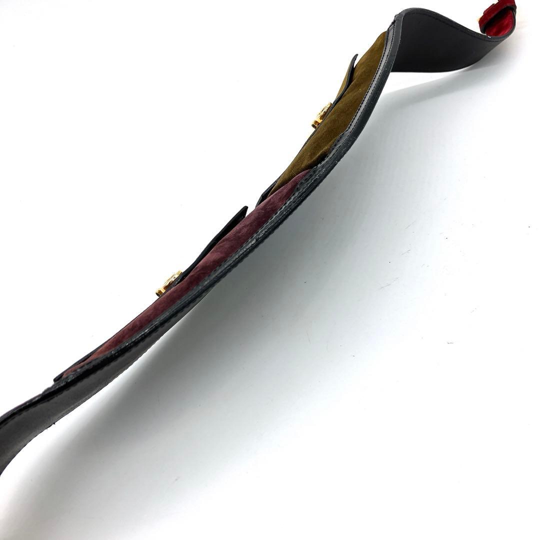 希少【Salvatore Ferragamo】ボディバッグ　ガンチーニ金具