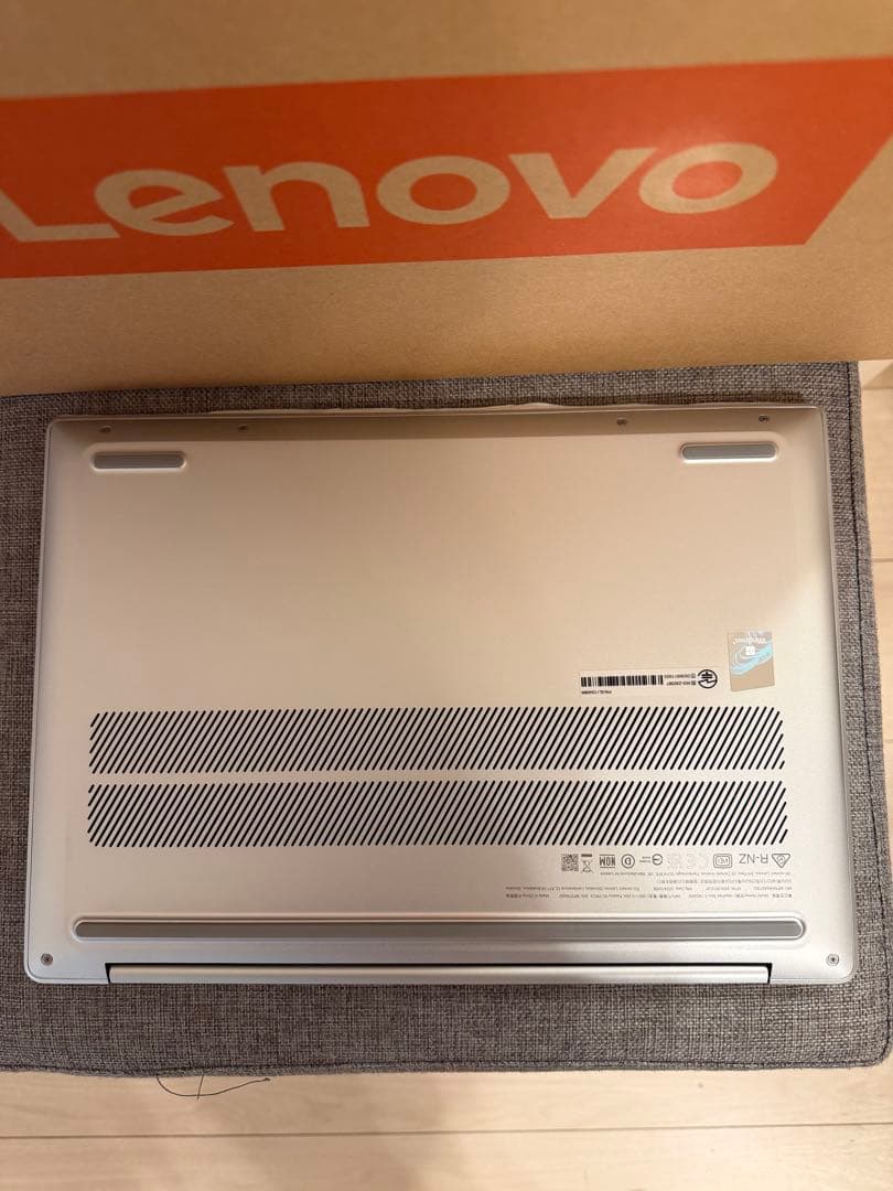 【最終価格】新品未使用Lenovoノートパソコン 83HL001DJP