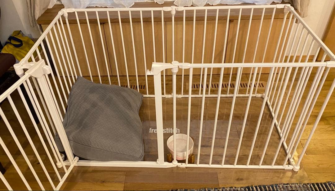 【美品】free stitch スタイリッシュドッグサークル ホワイト