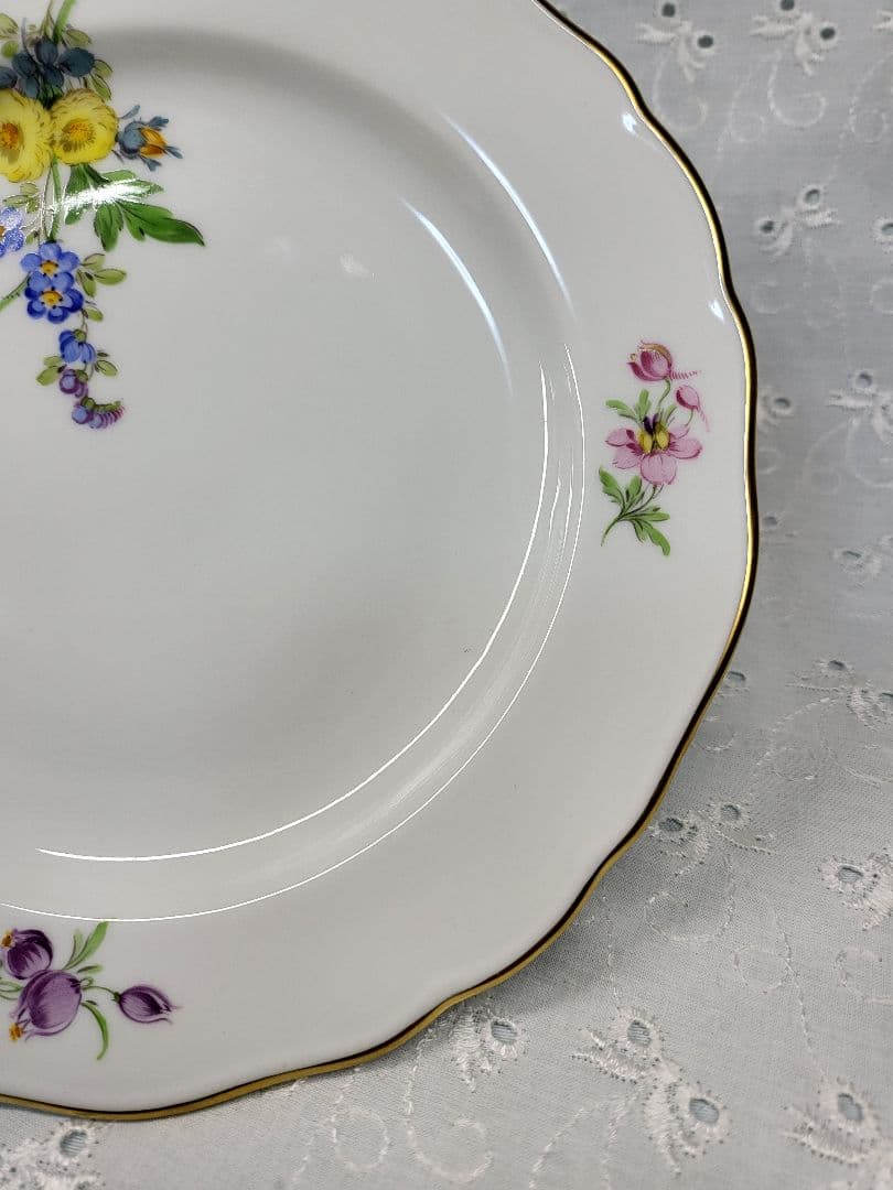 未使用近❤マイセン ベーシックフラワー 3つの花 プレート皿 ケーキ デザート