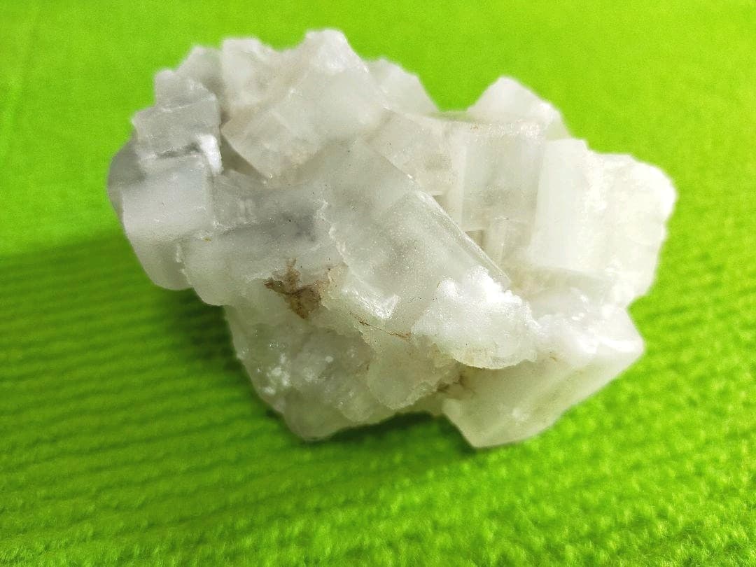 ウユニ塩湖のクリスタル結晶