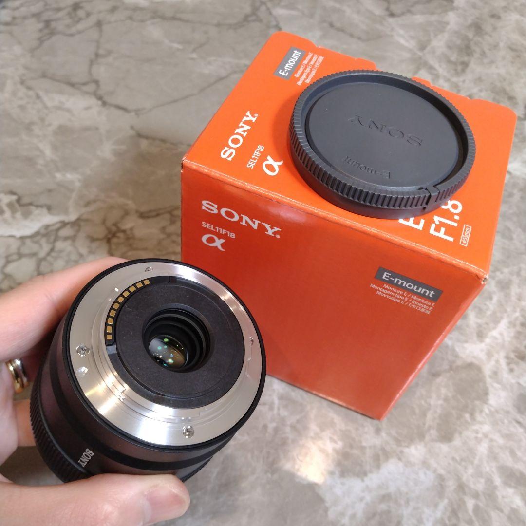 SONY E 11mm F1.8 Eマウントレンズ
