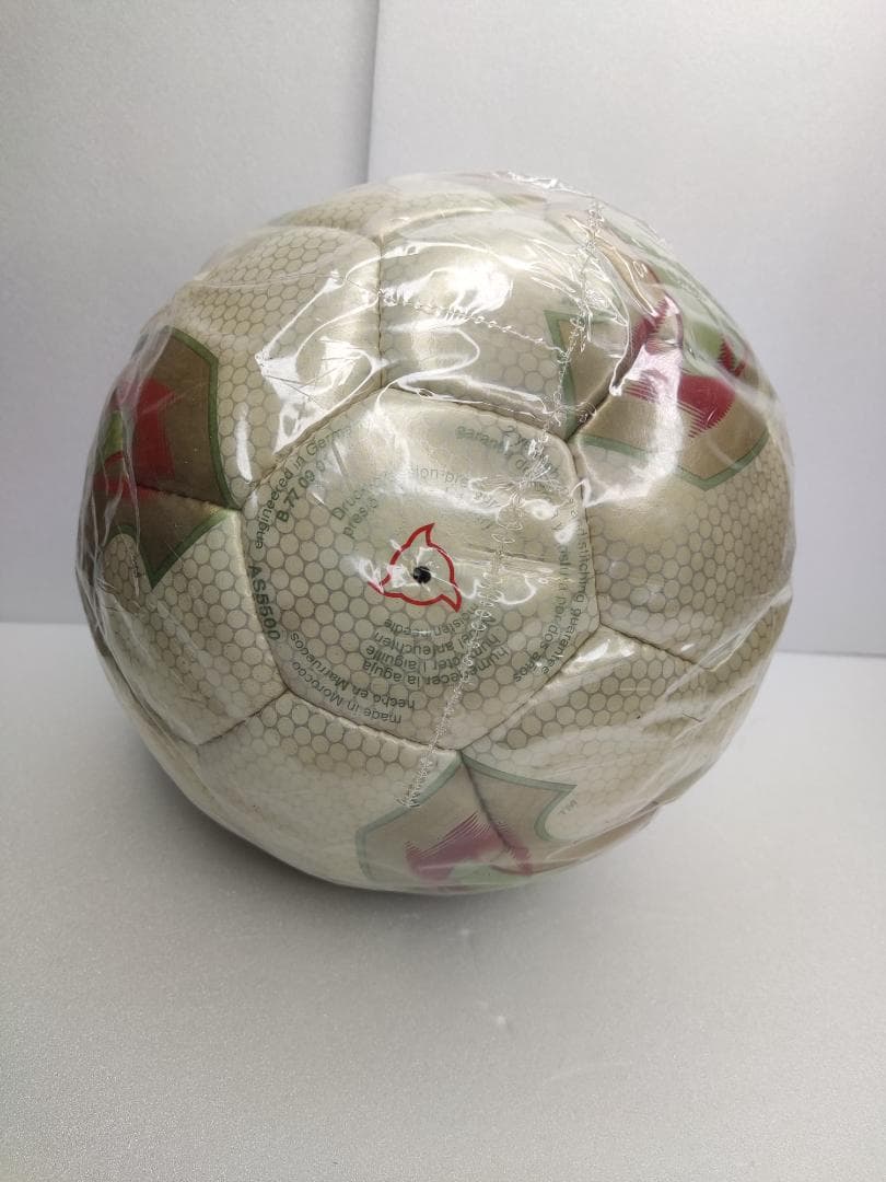 フィーバーノヴァ アディダス　2002年日韓 ワールドカップ ビニール付