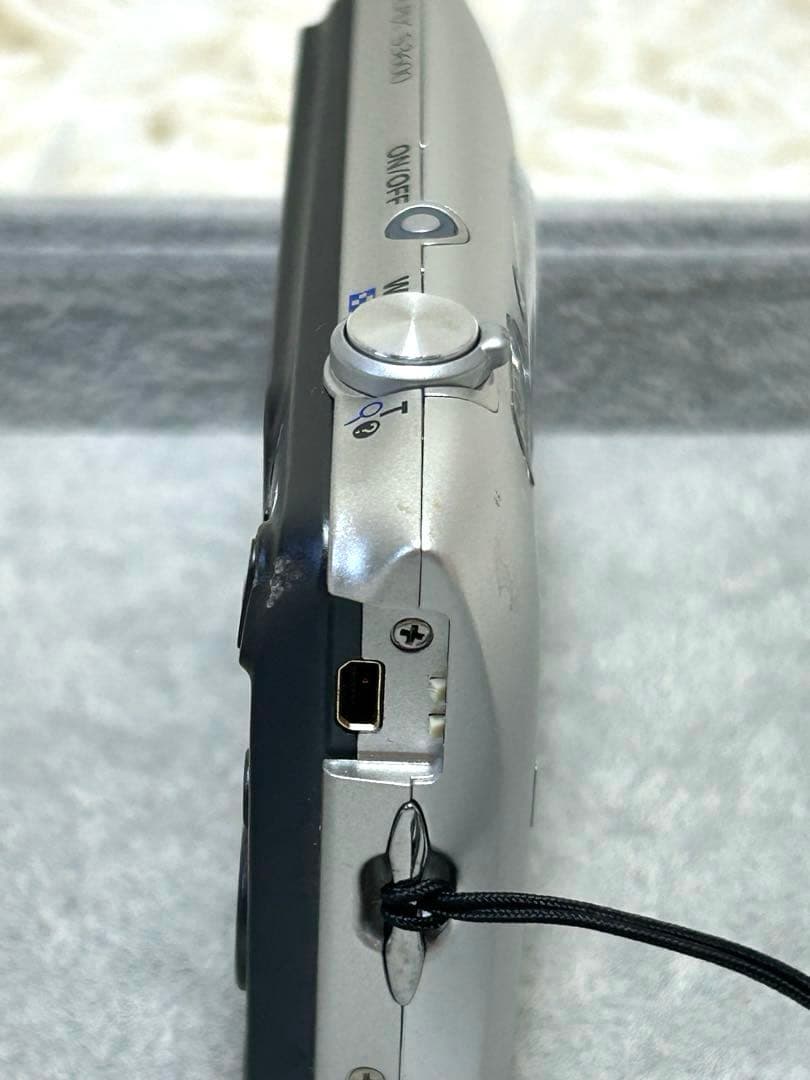 Nikon ニコン COOLPIX S3600 シルバー コンデジ