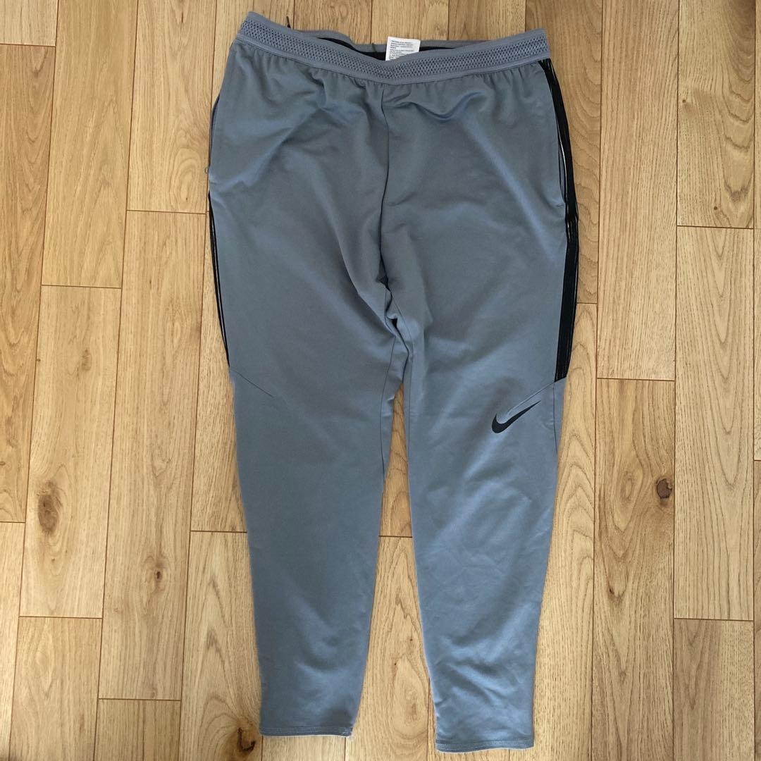 エアロスイフト　ストライク　LS ドリルトップNIKE グレー　セットアップ