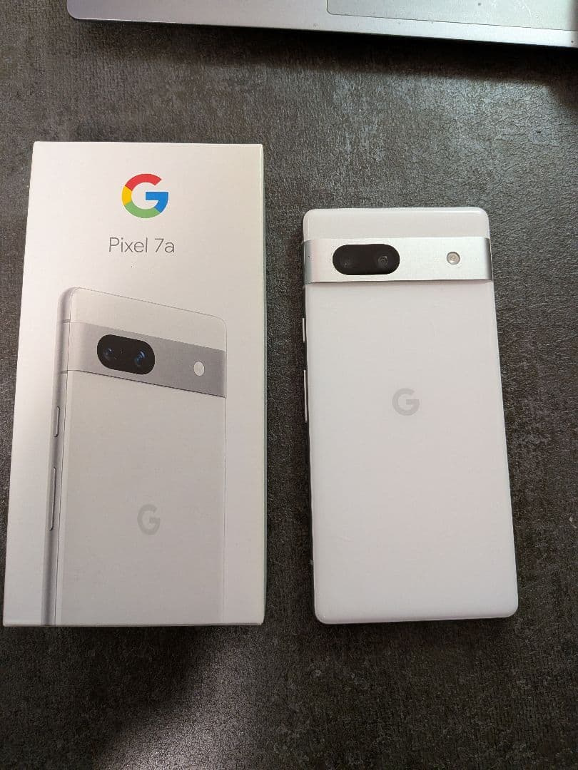 Google Pixel 7a ホワイト 画面にひびあり 128GB