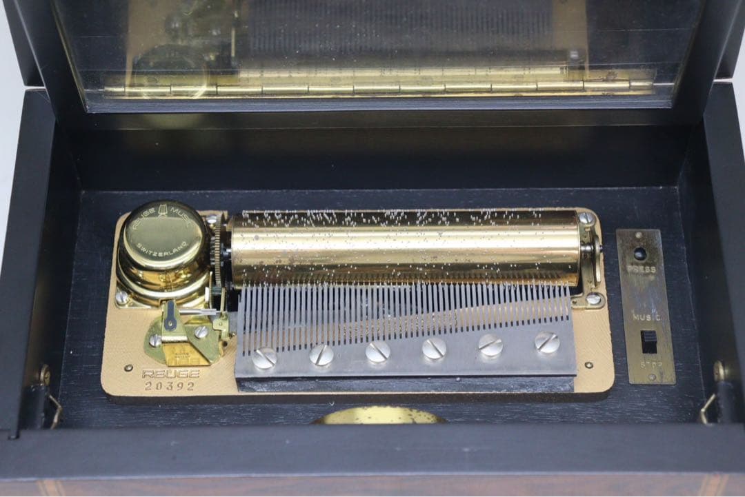 リュージュ　オルゴール　60弁　12曲　時計付き　クォーツ　目覚まし時計