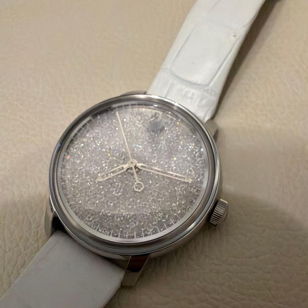 ☆SWAROVSKI☆ クリスタル ホワイトレザー腕時計