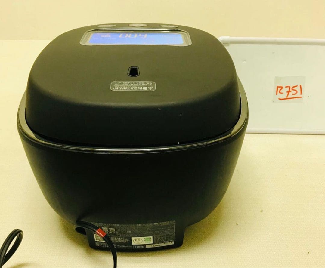 TIGER 炊飯器 JPL-G100 動作確認済み　2021年動作品