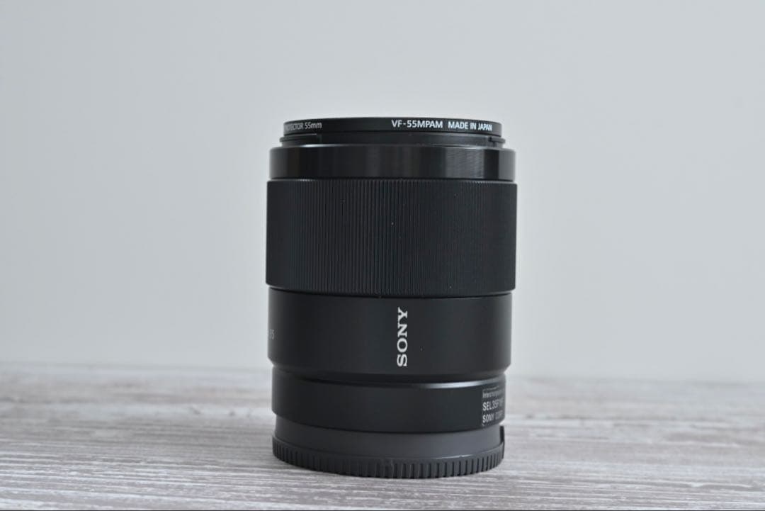 レンズ　SONY FE 35mm F1.8 SEL35F18F