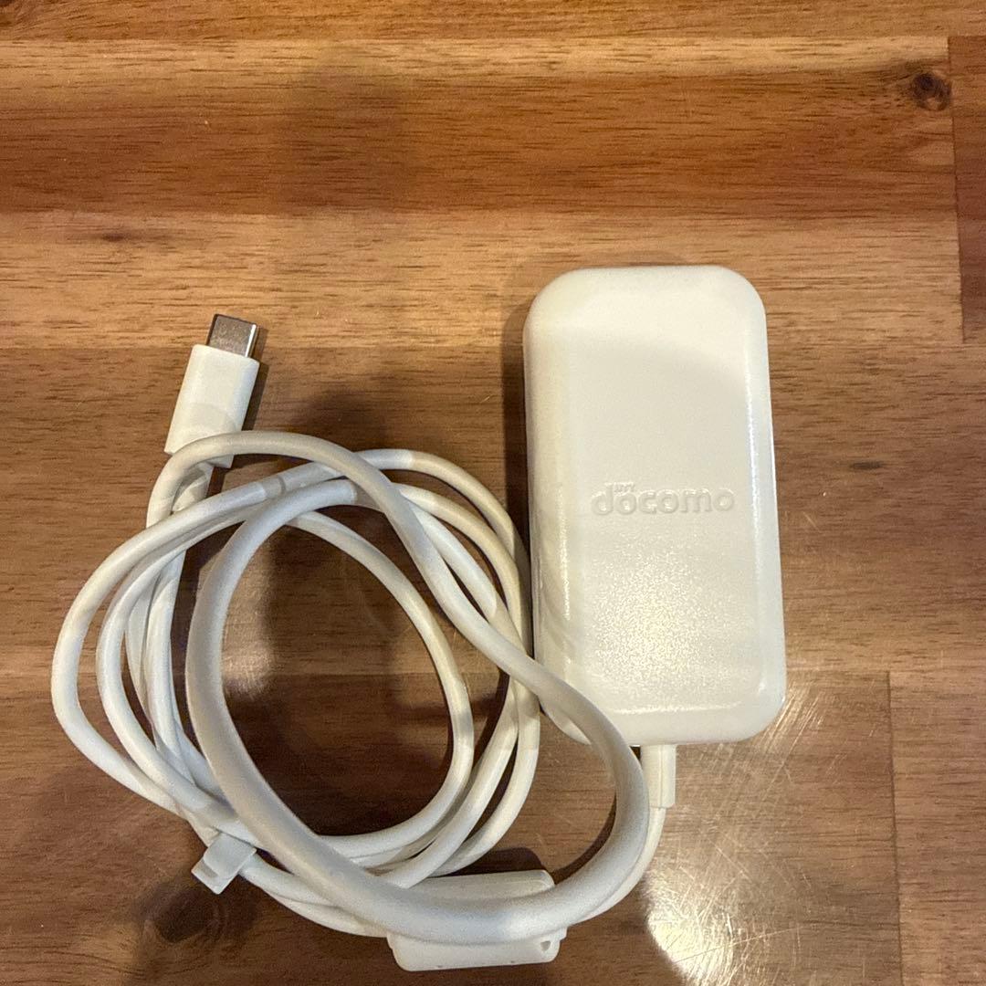 SONY Xperia 10Ⅱ ホワイト＋docomoACアダプターセット