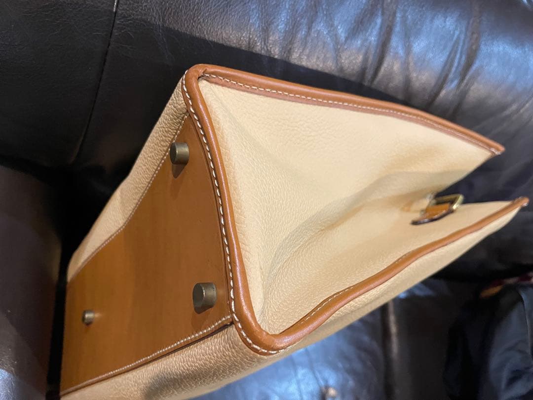 フェリージ　と　テストーニ